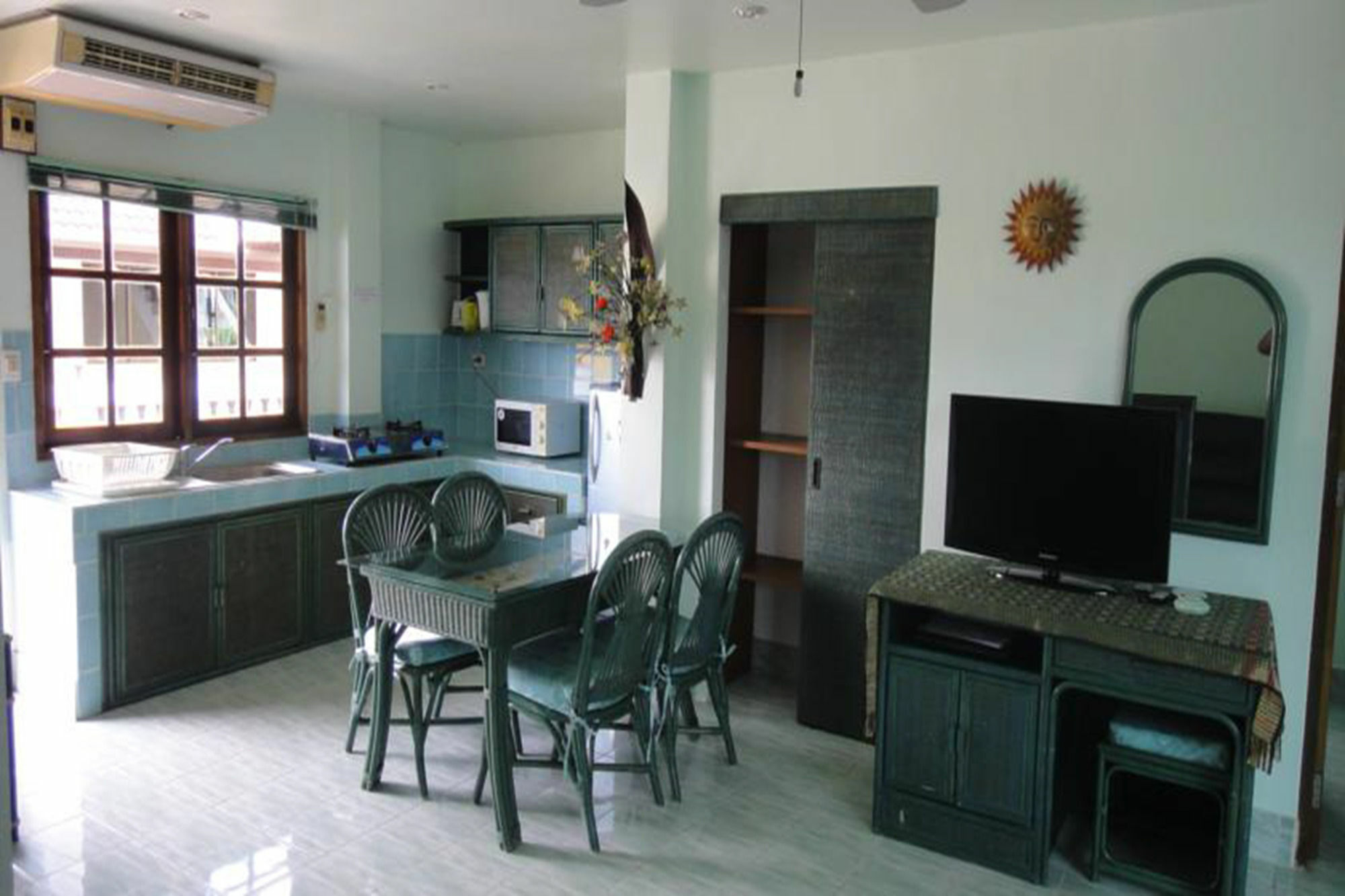 Patong Sunbeach Mansion Exterior foto